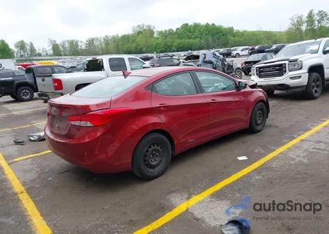 2013 Hyundai Elantra Gls from USA, damaged, VIN 5NPDH4AE7DH211409